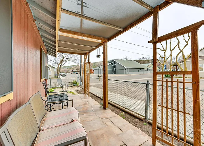Downtown Home: Walk To Shops & Dining! Casa vacanze Williams
